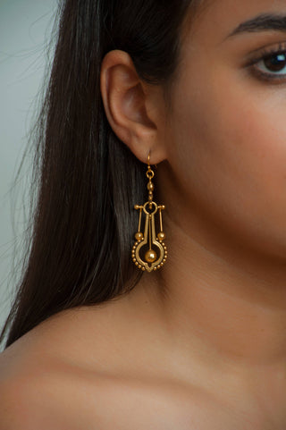 Miss Lucy Earrings - Victorian Style Pendulum